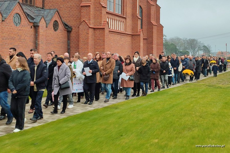 087 Procesja odpustowa.jpg